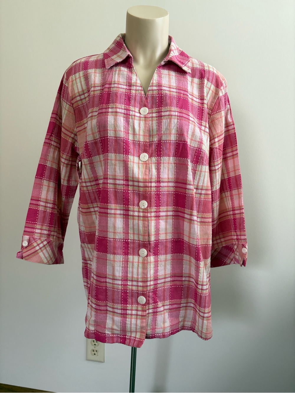 Tog Shop Pink and White Plaid Button-Down Collard Neck 3/4 Sleeves L Shirt